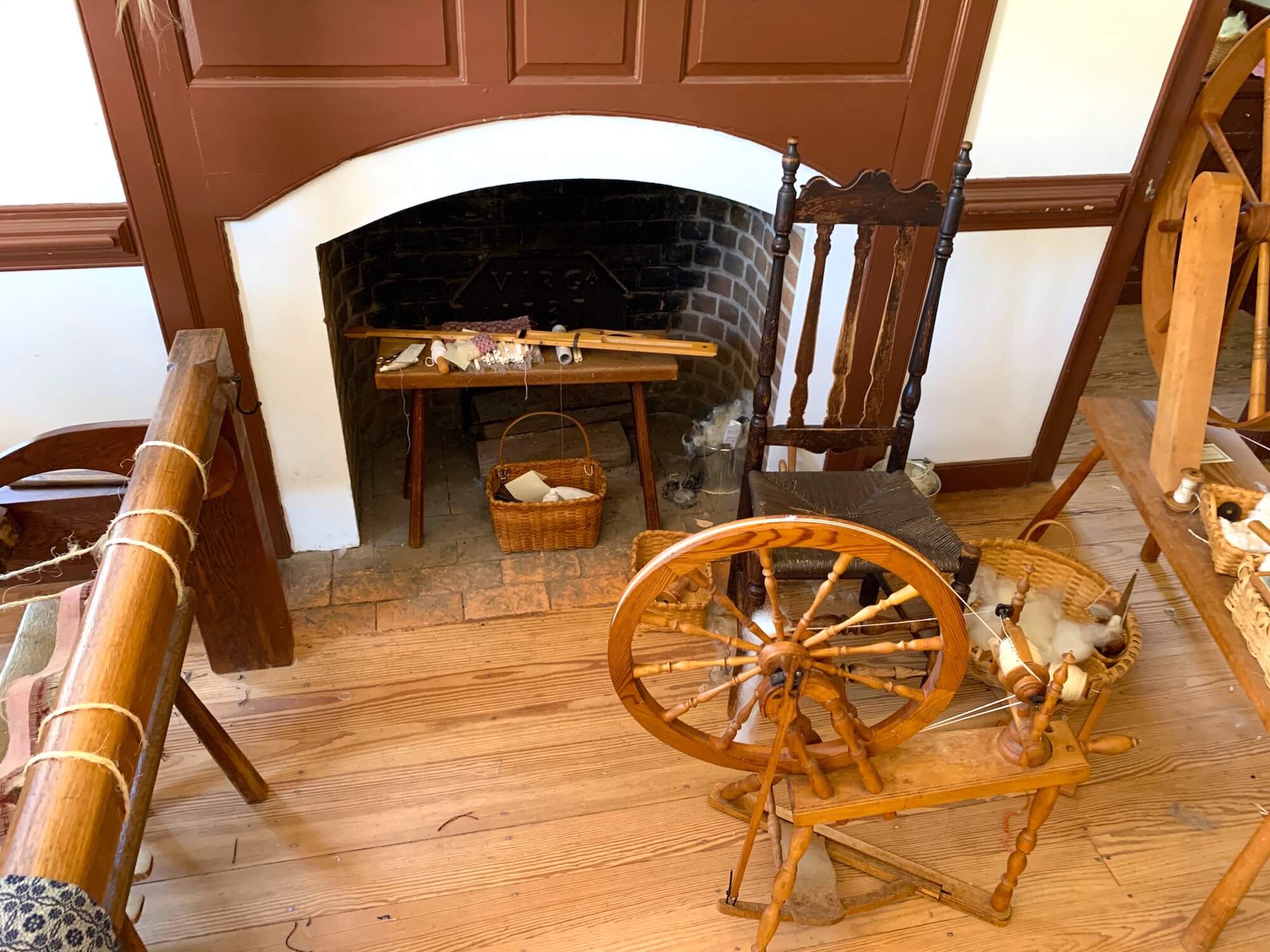 Fireplace and loom Weaver's Shop Colonial Williamsburg I MemorableWomensTravel.com