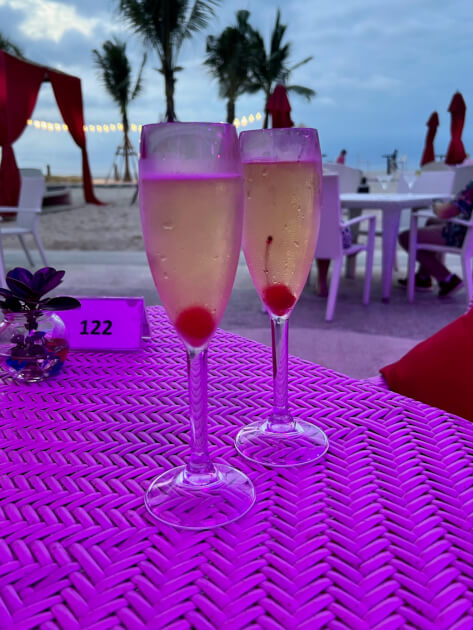 Drinks on the beach at Angsana Laguna Phuket Thailand<br />
