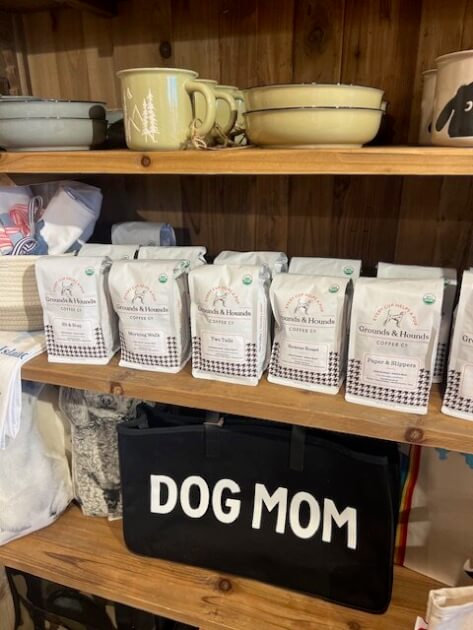 Dog coffee and Dog Mom towel